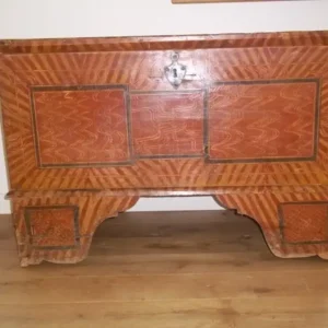Decorative Antiques in West Sussex