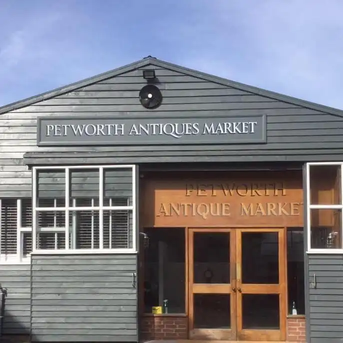 Decorative Antiques in West Sussex