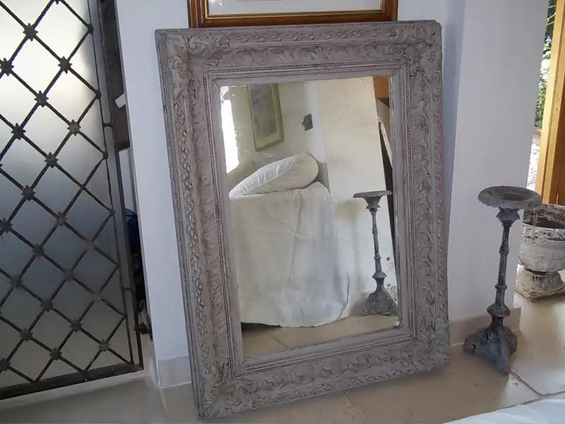 Bring Elegance to your Home Décor with Antique Mirrors