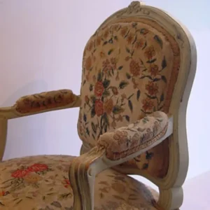 Non Reupholstered Furniture