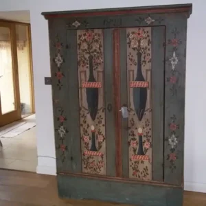 Decorative Antiques in West Sussex