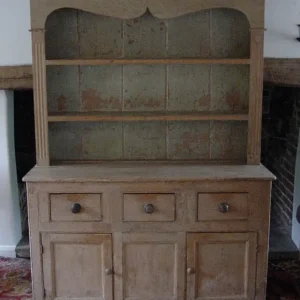 Decorative Antiques in West Sussex