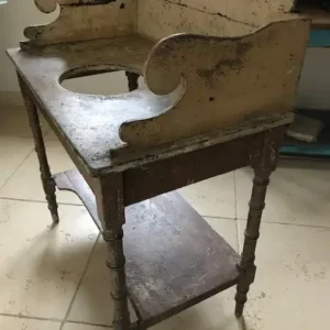 Decorative Antiques in West Sussex