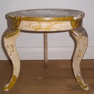 Decorative Antiques in West Sussex